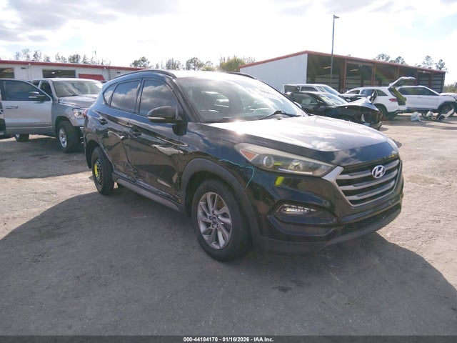 2017 HYUNDAI TUCSON SE PLUS