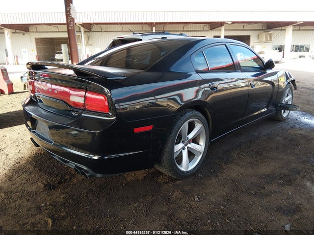 صورة 4 لـ 2014 Dodge CHARGER R/T