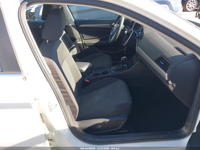 صورة 5 لـ 2019 Volkswagen JETTA 1.4T R-LINE/1.4T S/1.4T SE