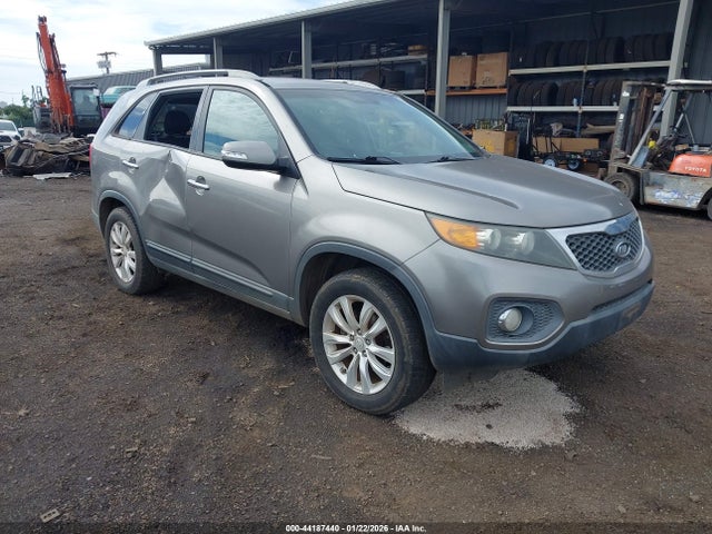 2011 KIA SORENTO EX