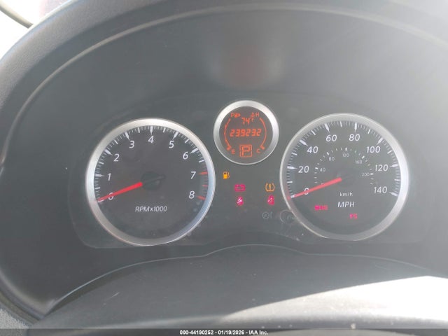 NISSAN SENTRA 2.0 S - 7