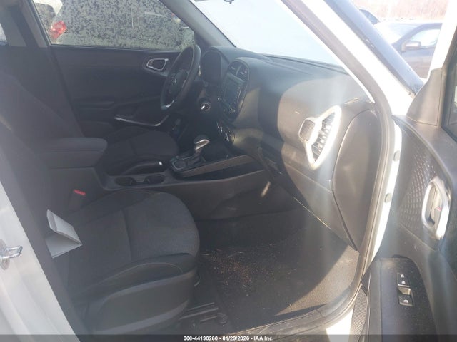 2020 KIA SOUL S photo 5