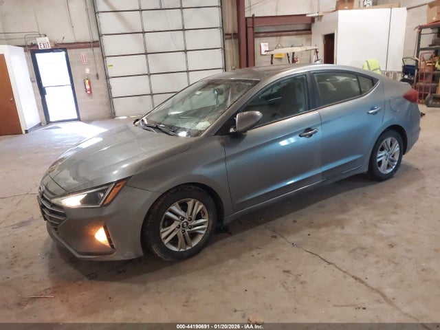 HYUNDAI ELANTRA SEL - 2