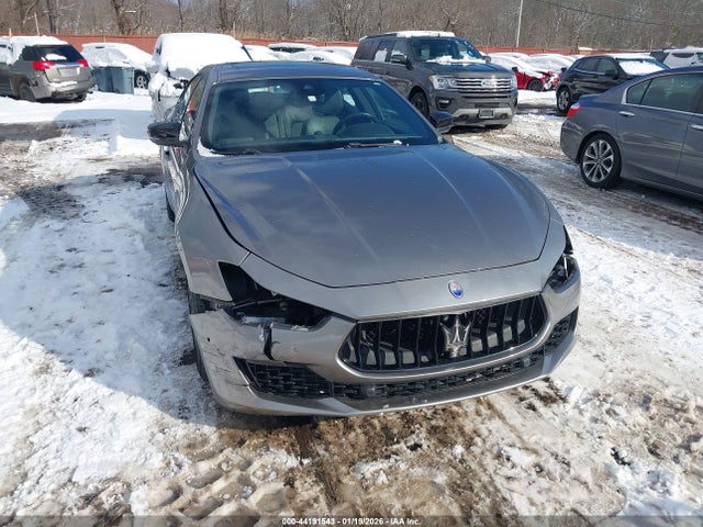 2019 Maserati Ghibli, VIN: ZAM57XSAXK1320810