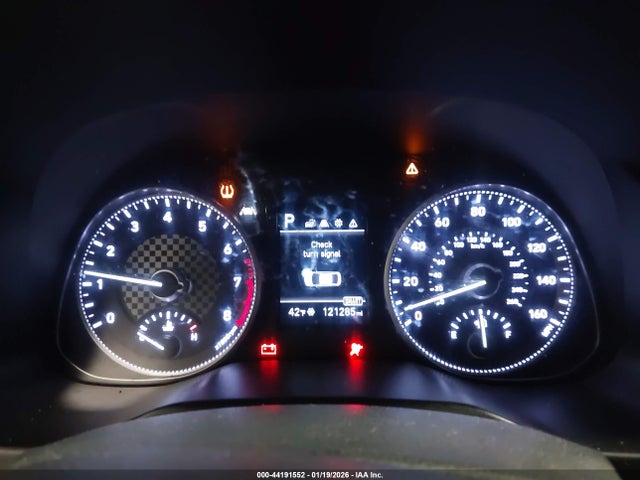 HYUNDAI ELANTRA SE - 7