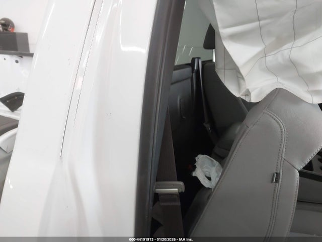 CHEVROLET SILVERADO 1500 WT - 8