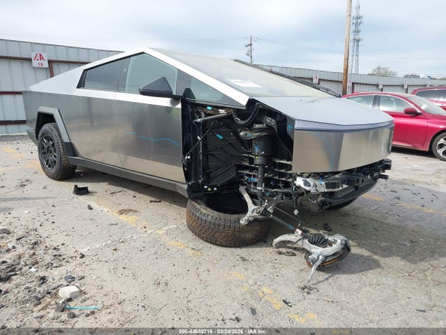 2025 TESLA CYBERTRUCK CYBERBEAST