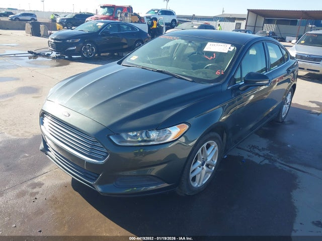 2015 FORD FUSION SE 照片 2