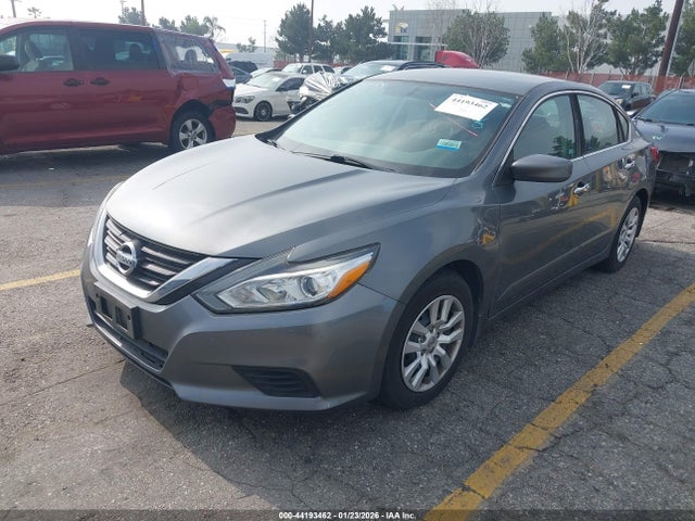 2017 Nissan ALTIMA 2.5 S — фото 2