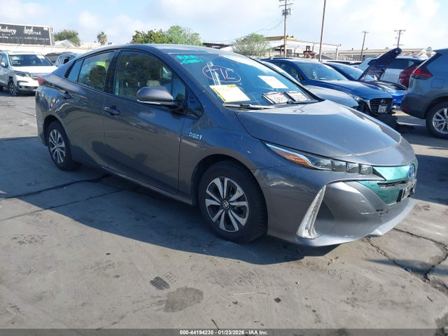 2019 TOYOTA PRIUS PLUS