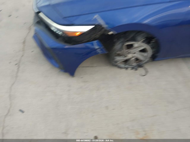 HYUNDAI ELANTRA SE - 6