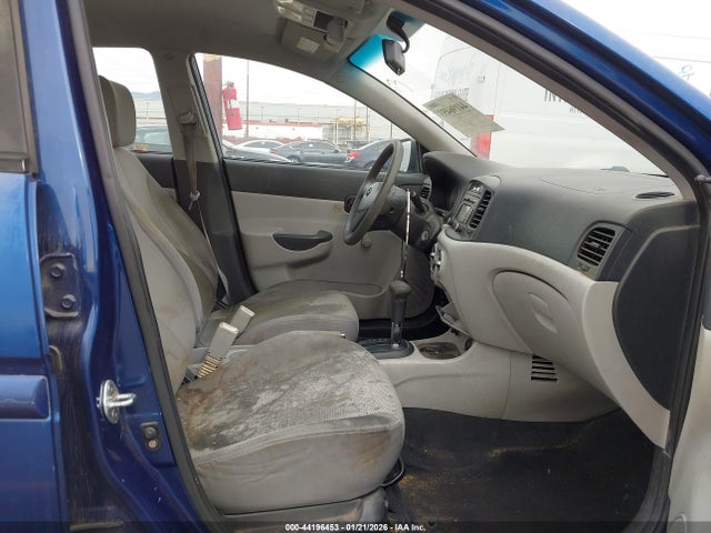 HYUNDAI ACCENT GLS - 5