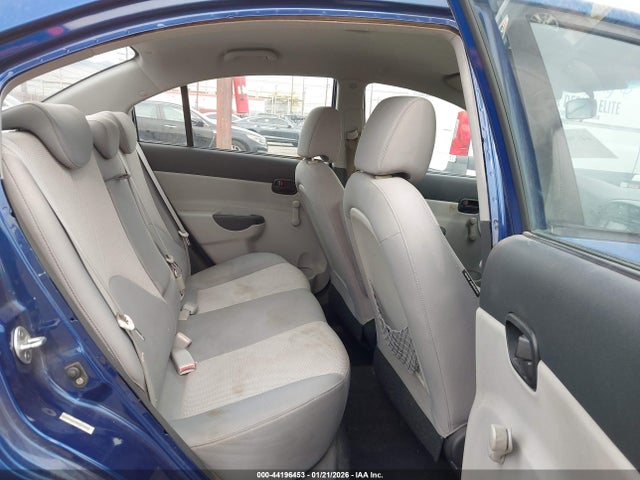 HYUNDAI ACCENT GLS - 8