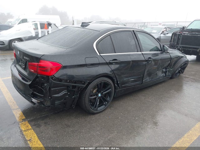 2018 BMW 3 Series, VIN: WBA8D9G51JNU71735