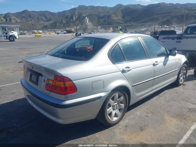 2004 BMW 325I 照片 4