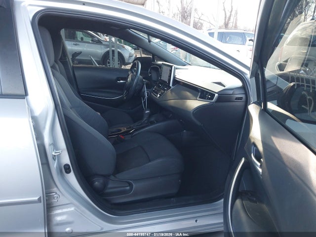 2020 Toyota COROLLA SE photo 5