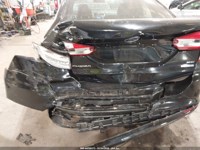 FORD FUSION SE - 6