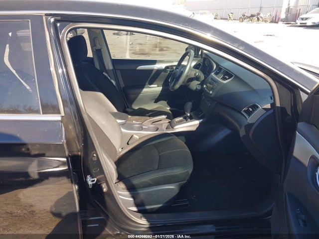صورة 5 لـ 2018 Nissan SENTRA S