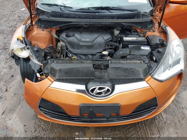 HYUNDAI VELOSTER - 10