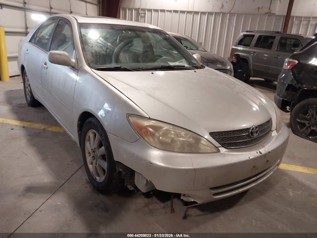 2003 TOYOTA CAMRY XLE V6