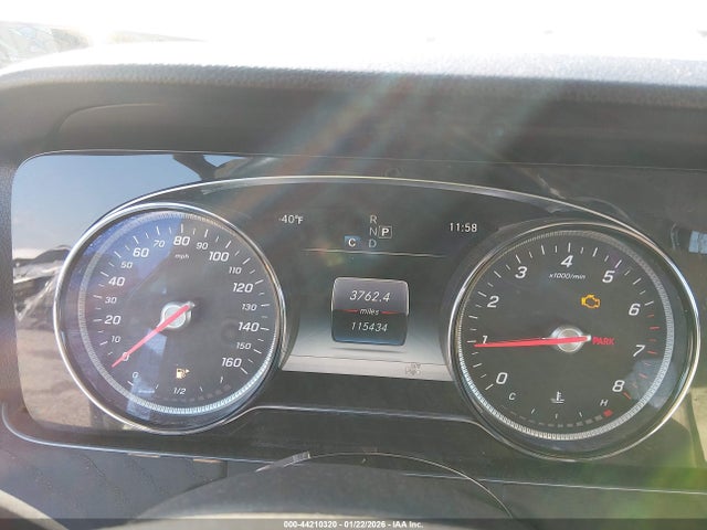 MERCEDES-BENZ E-CLASS - 7