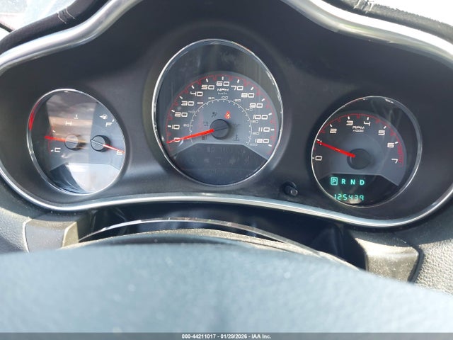 DODGE AVENGER SE - 7