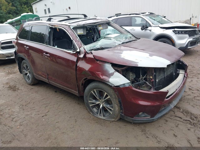 2016 TOYOTA HIGHLANDE XLE V6
