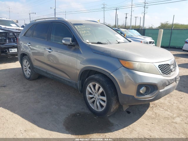 2011 KIA SORENTO EX