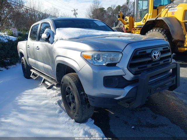 2017 TOYOTA TACOMA SR