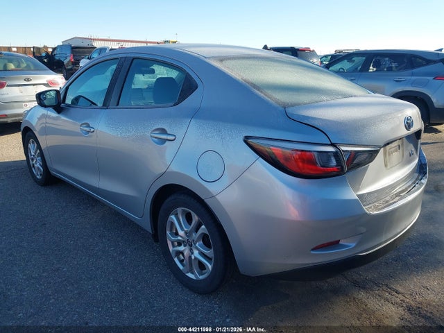 صورة 3 لـ 2017 Toyota YARIS IA