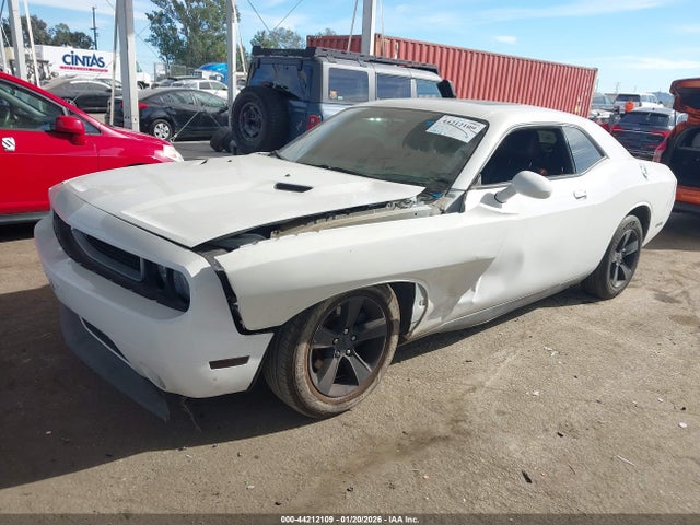 DODGE CHALLENGER - 2