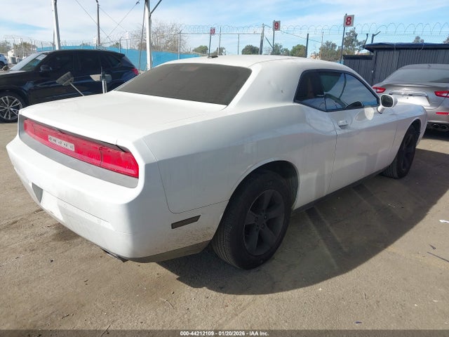 DODGE CHALLENGER - 4