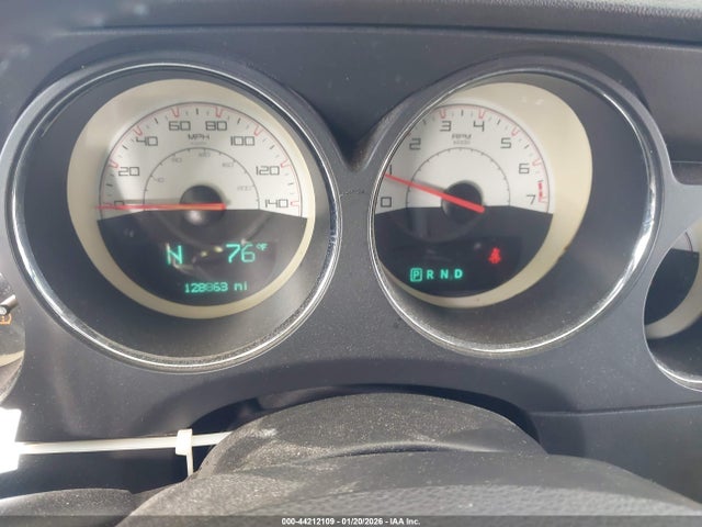 DODGE CHALLENGER - 7