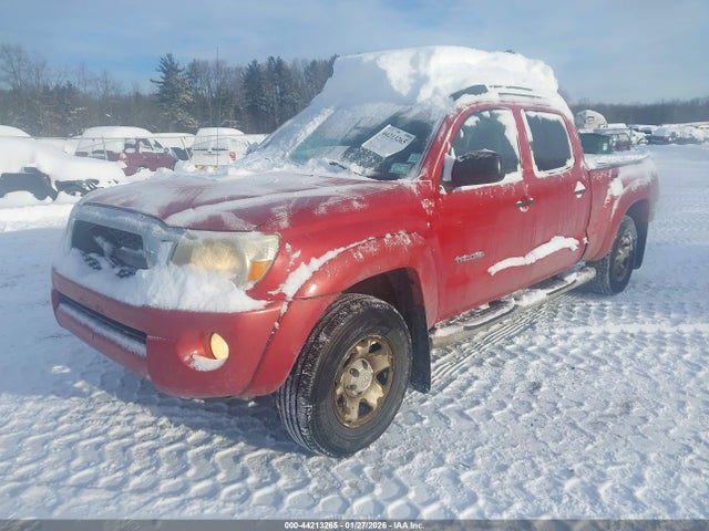 TOYOTA TACOMA - 2