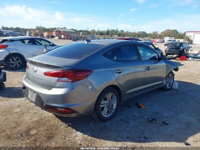 HYUNDAI ELANTRA VALUE EDITION - 4