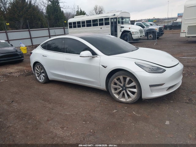 2018 TESLA MODEL 3 LONG RANGE/PERFORMANCE