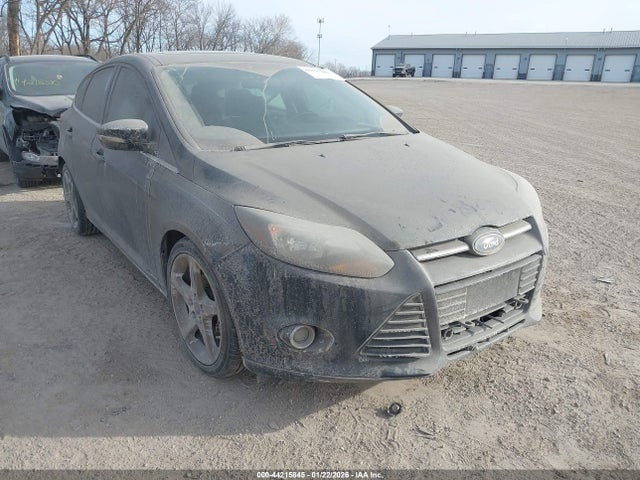 FORD FOCUS TITANIUM - 1