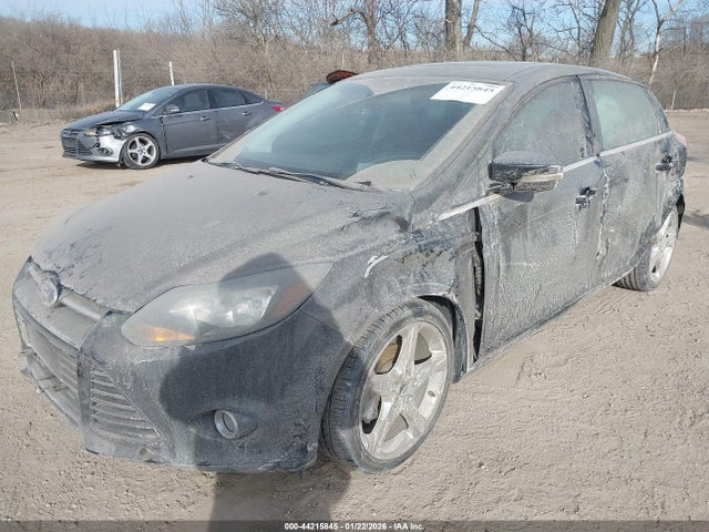 FORD FOCUS TITANIUM - 6