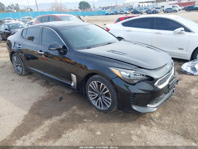 KIA STINGER PREMIUM - 1