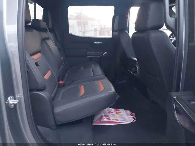 صورة 8 لـ 2020 GMC SIERRA 1500 4WD SHORT BOX AT4