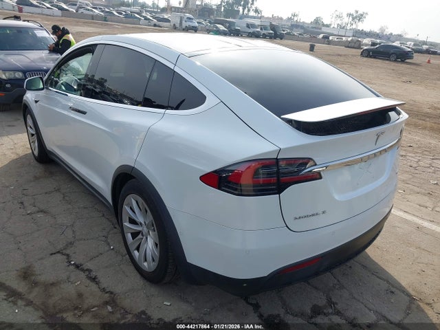 2018 TESLA MODEL X 3