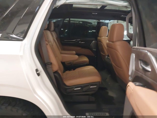 2021 CADILLAC ESCALADE SPORT 8