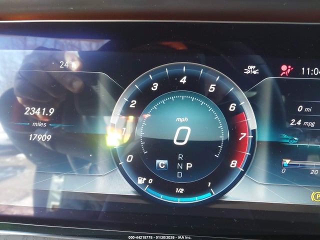 MERCEDES-BENZ E-CLASS - 7