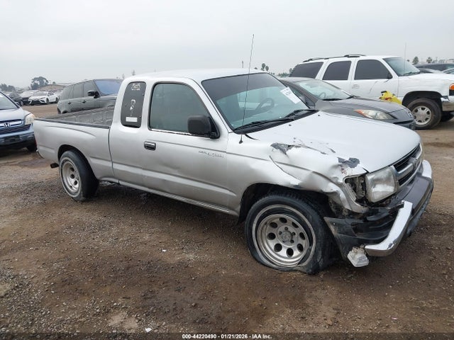 2000 TOYOTA TACOMA 