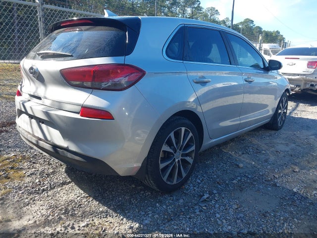 HYUNDAI ELANTRA GT - 4