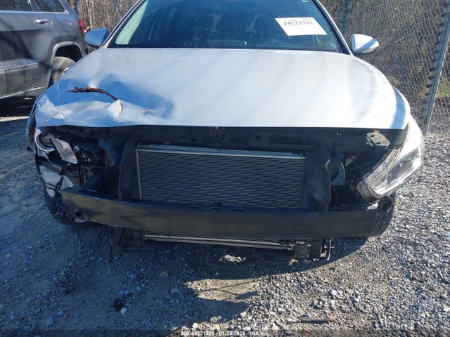 HYUNDAI ELANTRA GT - 6