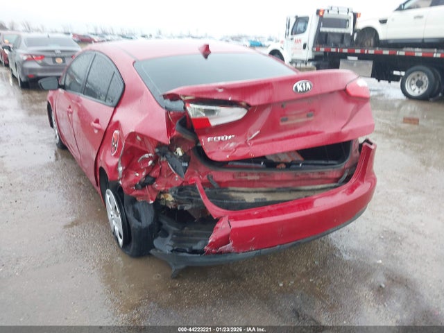 صورة 6 لـ 2016 KIA FORTE LX