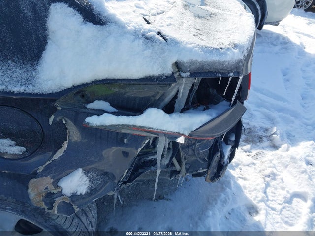 HYUNDAI ELANTRA LIMITED - 6