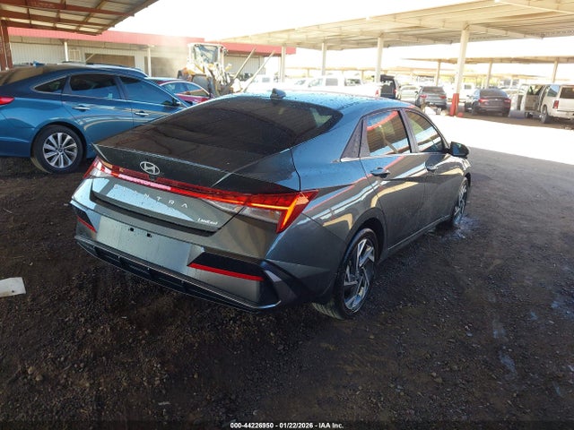 HYUNDAI ELANTRA LIMITED - 4