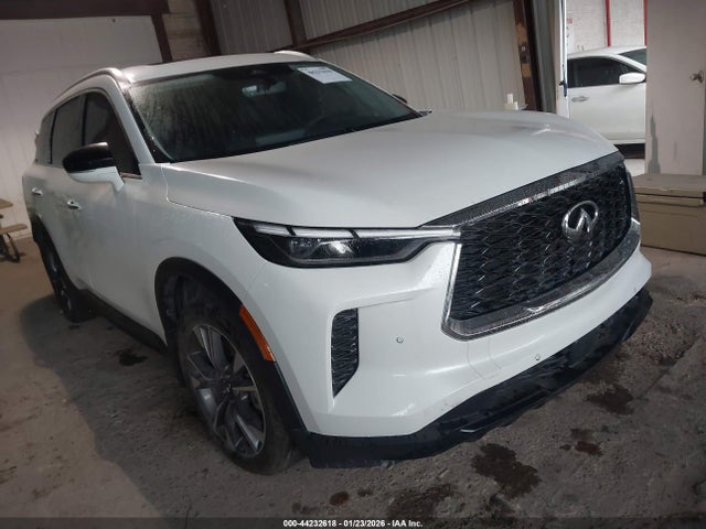 2024 INFINITI QX60 LUXE